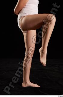 Ruby  3 flexing leg nude side view 0002.jpg